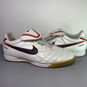 Nike Tiempo Natural III IC 366206-136 WHITE/ SEAWEED-SPORT RED Men’s Size 10.5